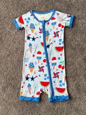 🍉Little Sleepies Red, White, & Cute Shorty 18-24